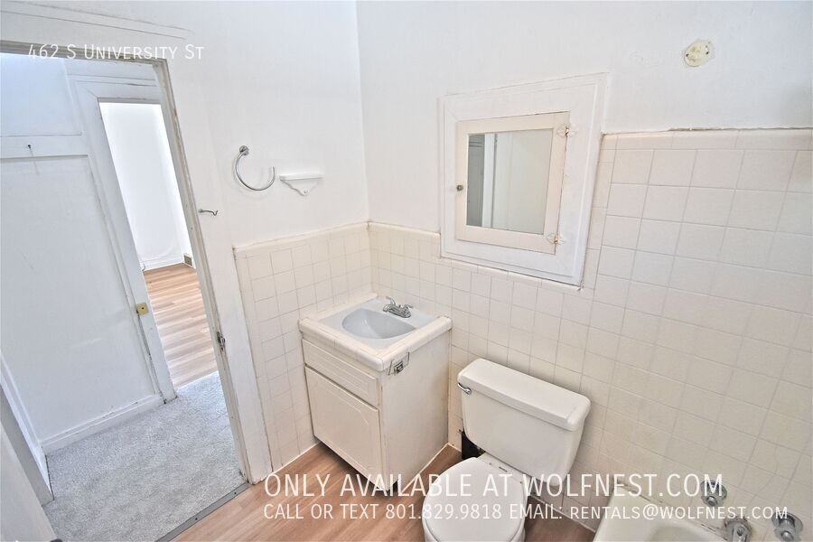 462 S University St - Photo 7 of 32