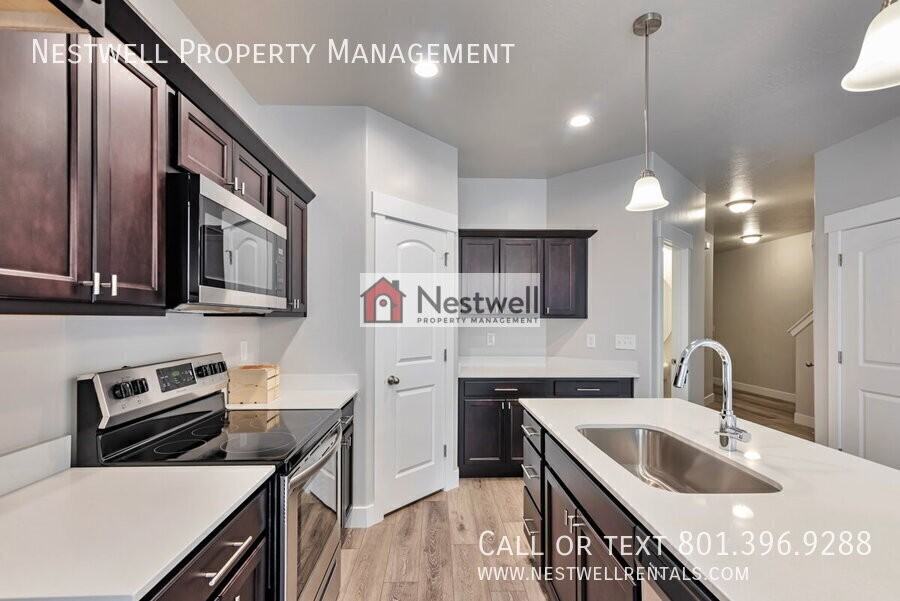 3894 W 1650 N - Photo 6 of 30