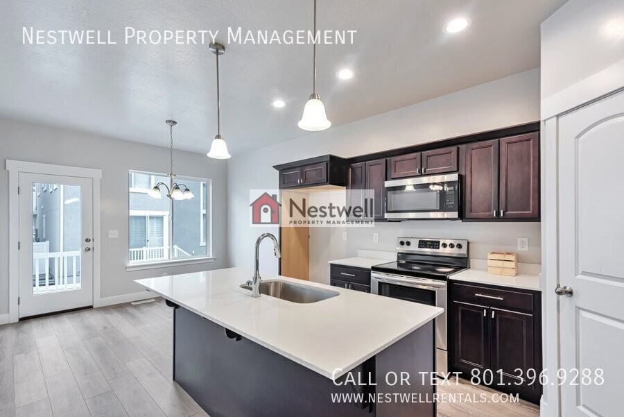 3894 W 1650 N - Photo 7 of 30
