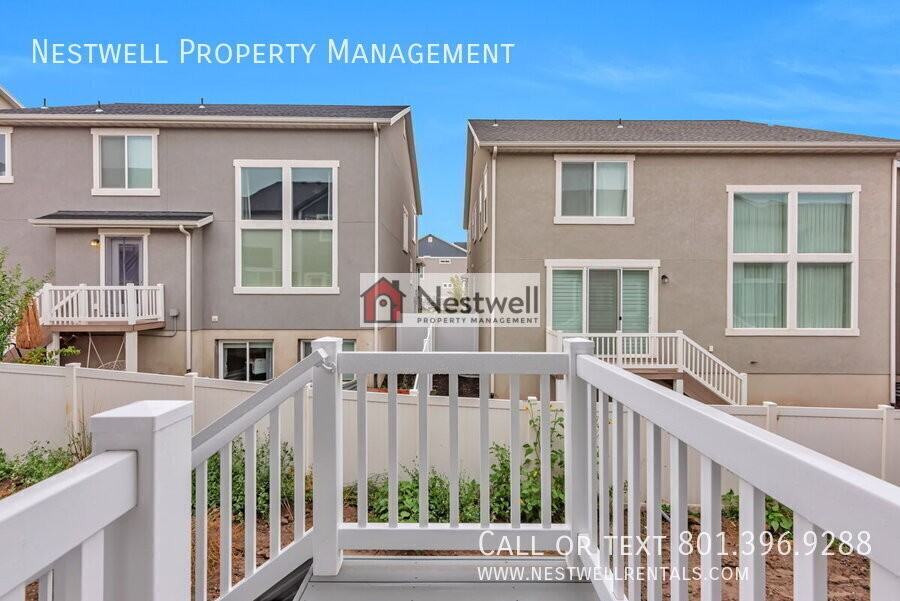 3894 W 1650 N - Photo 5 of 30