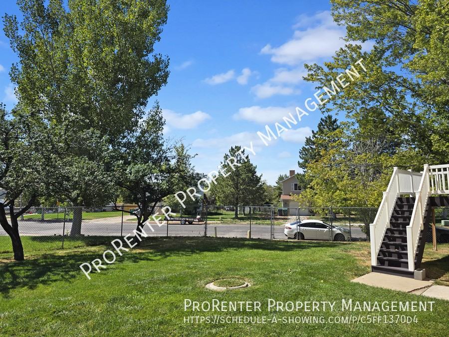 484 W 75 N - Photo 3 of 22