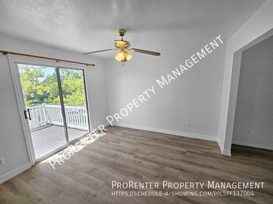 484 W 75 N - Photo 6 of 22