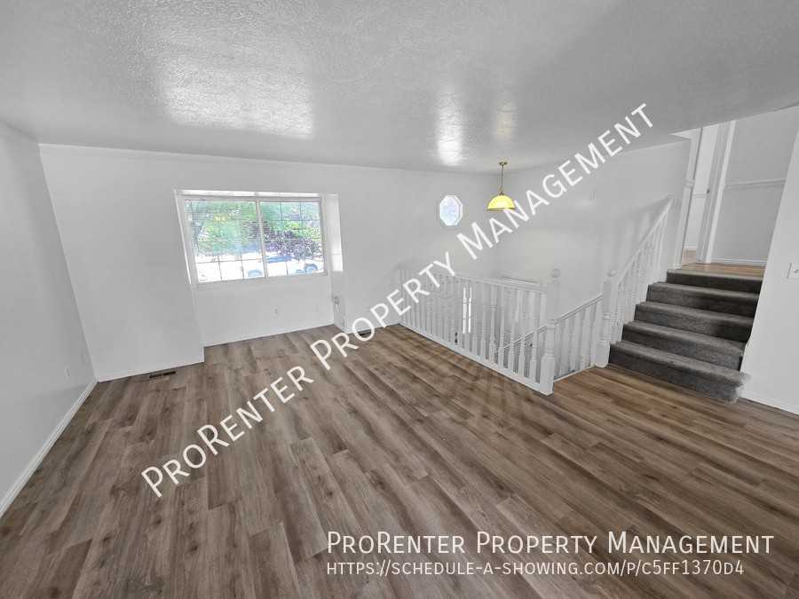 484 W 75 N - Photo 7 of 22