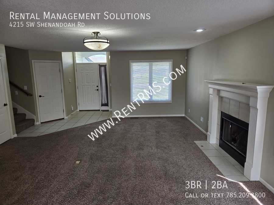 4215 Sw Shenandoah Rd - Photo 3 of 35