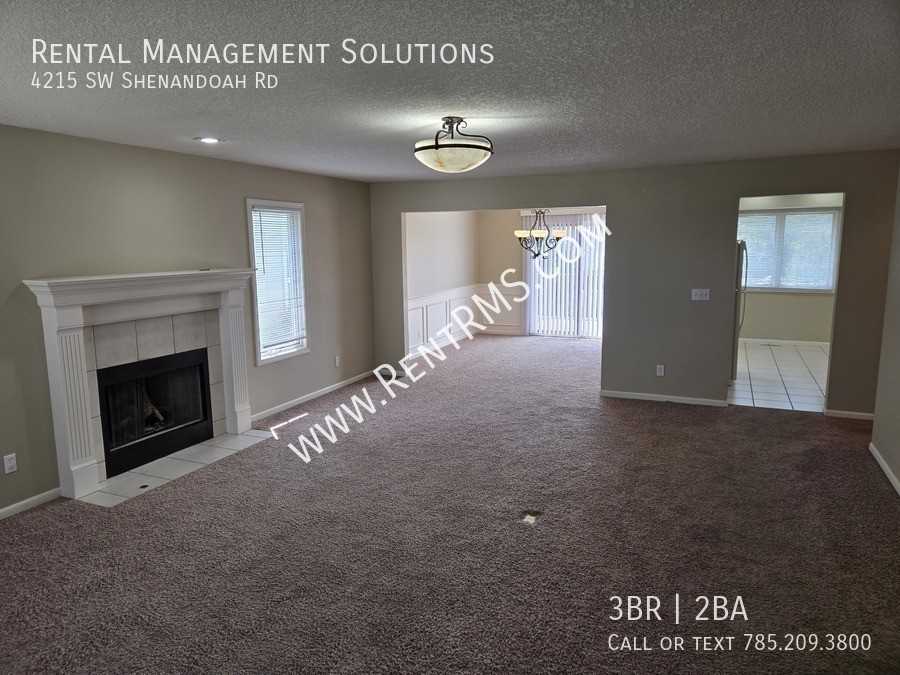 4215 Sw Shenandoah Rd - Photo 5 of 35