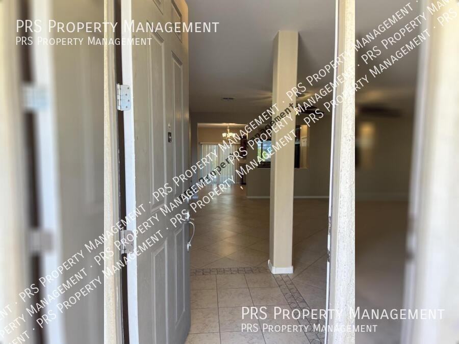 3120 E Patrick St - Photo 3 of 22