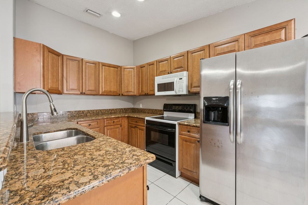 3122 Lorry Ln - Photo 5 of 12
