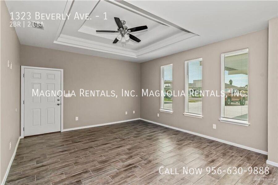 1323 Beverly Ave #1 - Photo 4 of 12