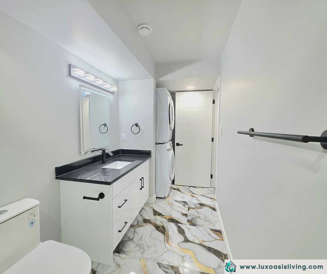 4037 Hawthorn Link Sw Bsmt #Bsmt - Photo 5 of 5