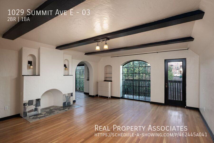 1029 Summit Ave E #03 - Photo 2 of 20