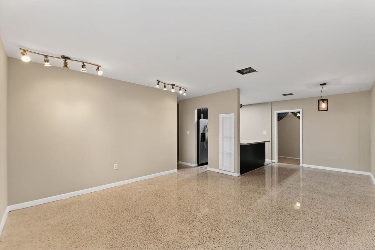 13000 Nw 20th Ave - Photo 2 of 36