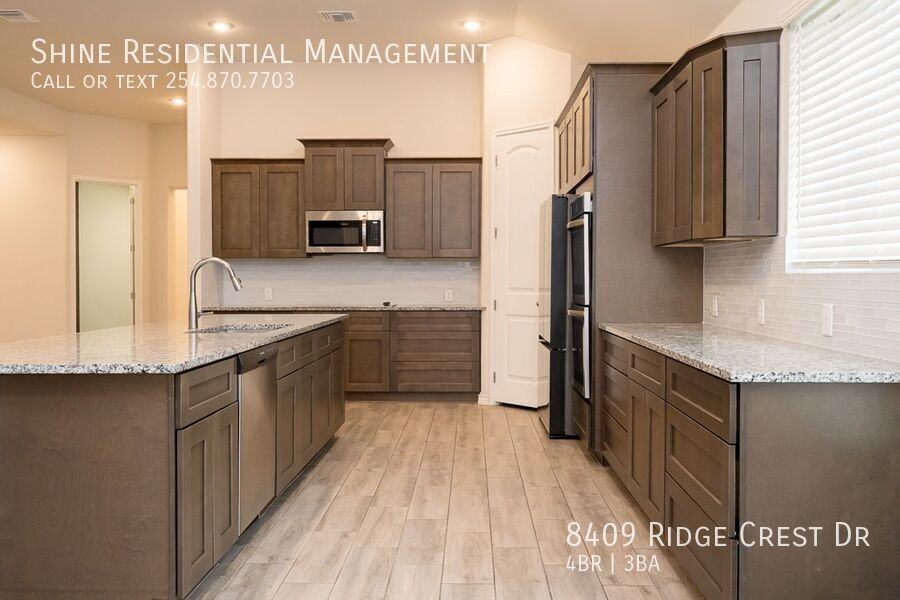 8409 Ridge Crest Dr - Photo 6 of 19