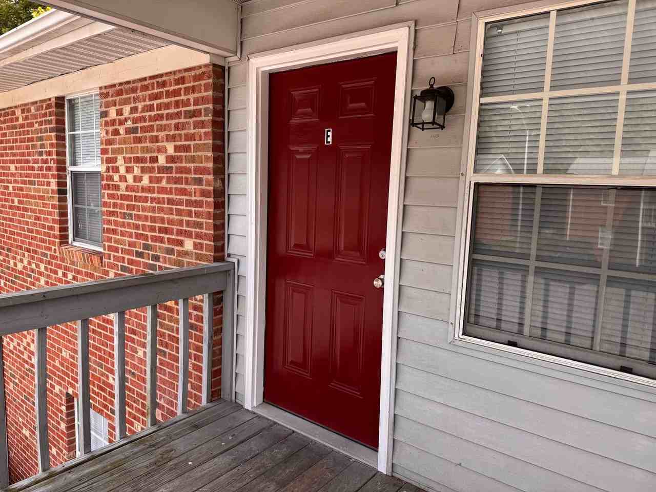 DUBLIN SQUARE APTS - Photo 2 of 26