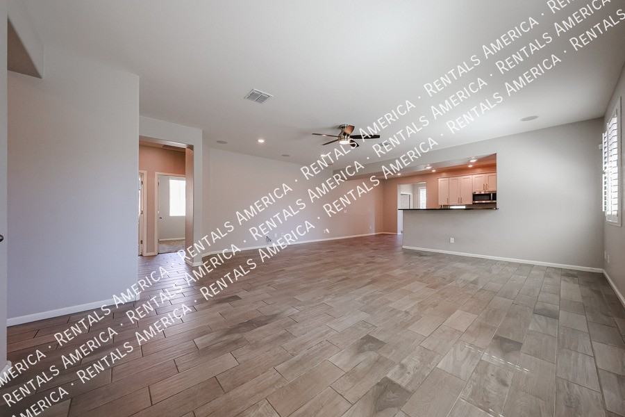 3366 E Dogwood Pl - Photo 3 of 45