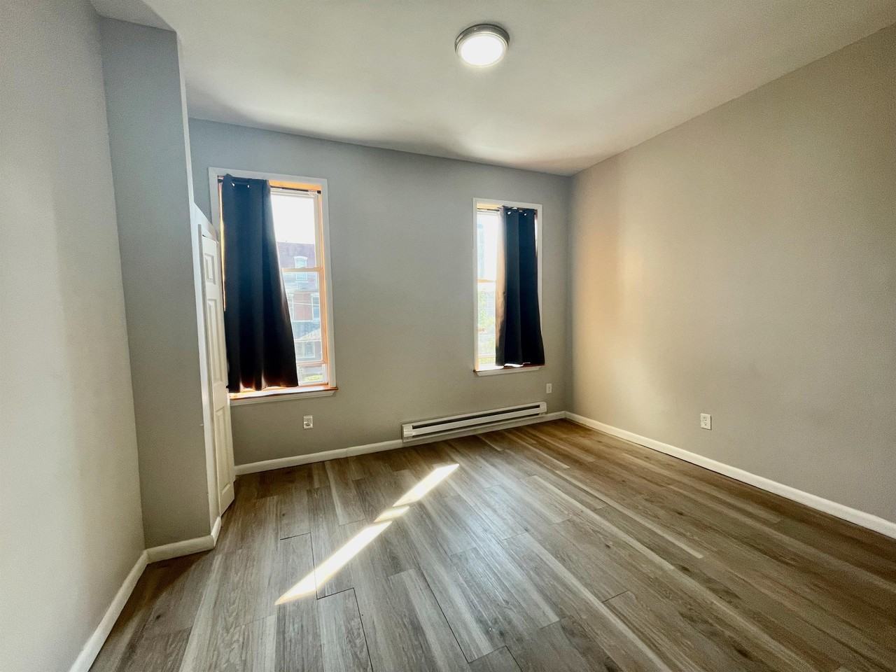 1323 W Butler St #2ndFL - Photo 6 of 11