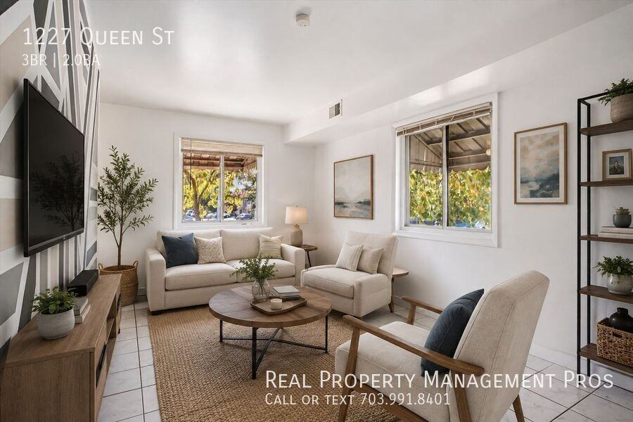 1227 Queen St - Photo 2 of 41