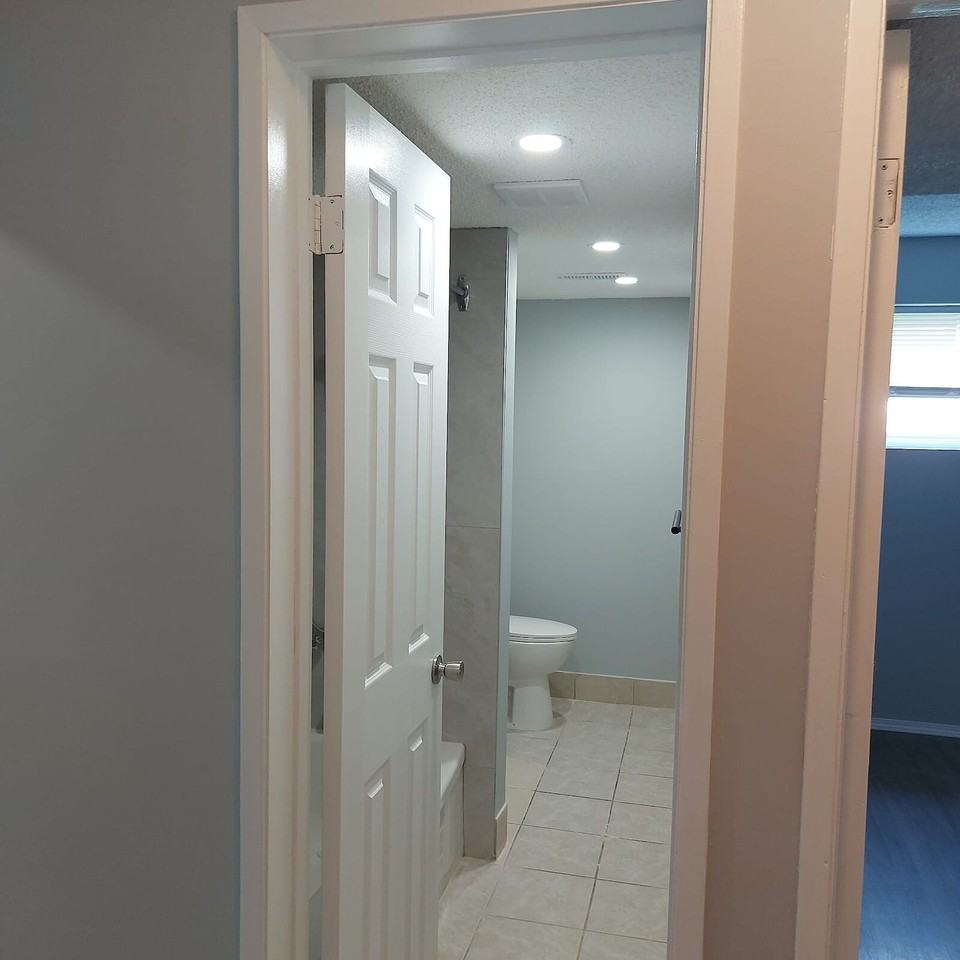 44 Beddington Rd Ne - Photo 3 of 15
