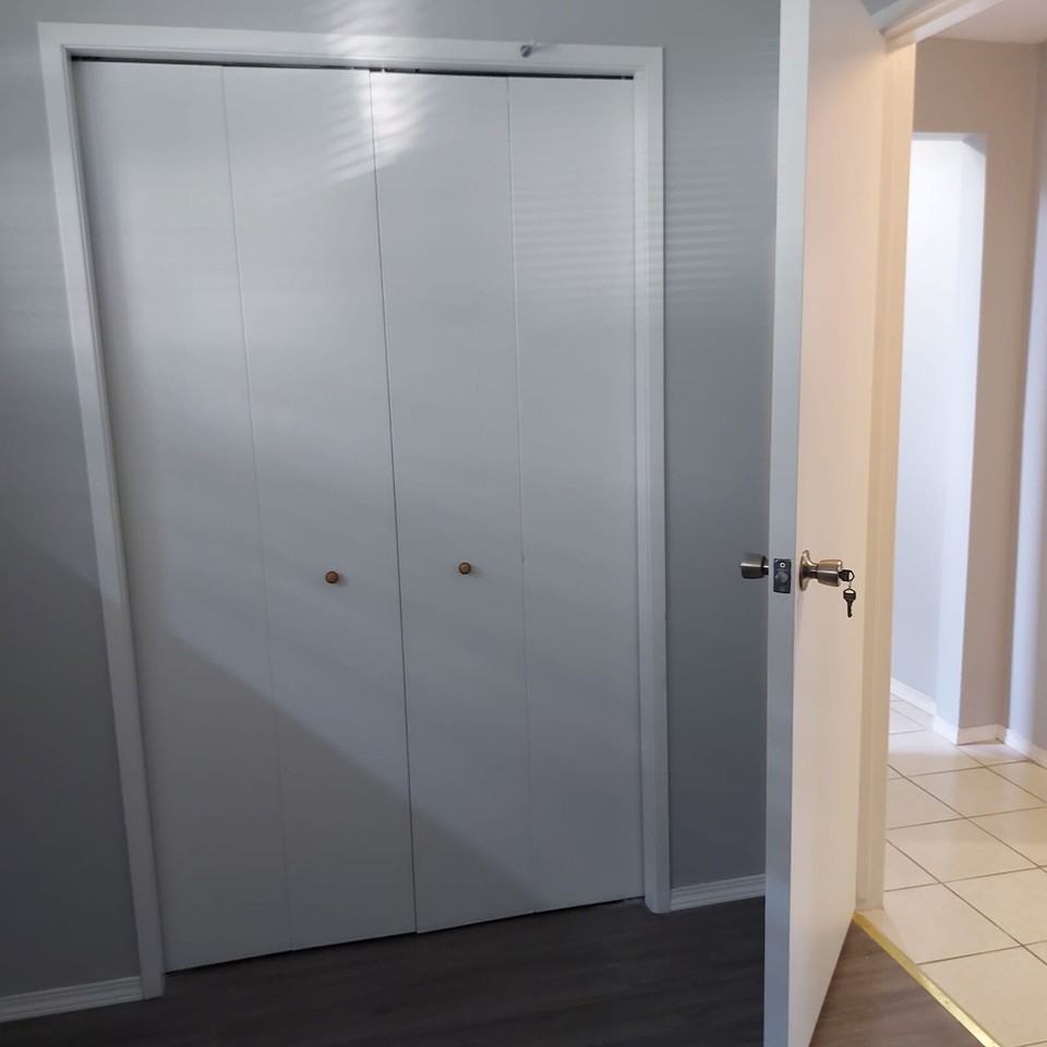 44 Beddington Rd Ne - Photo 7 of 15