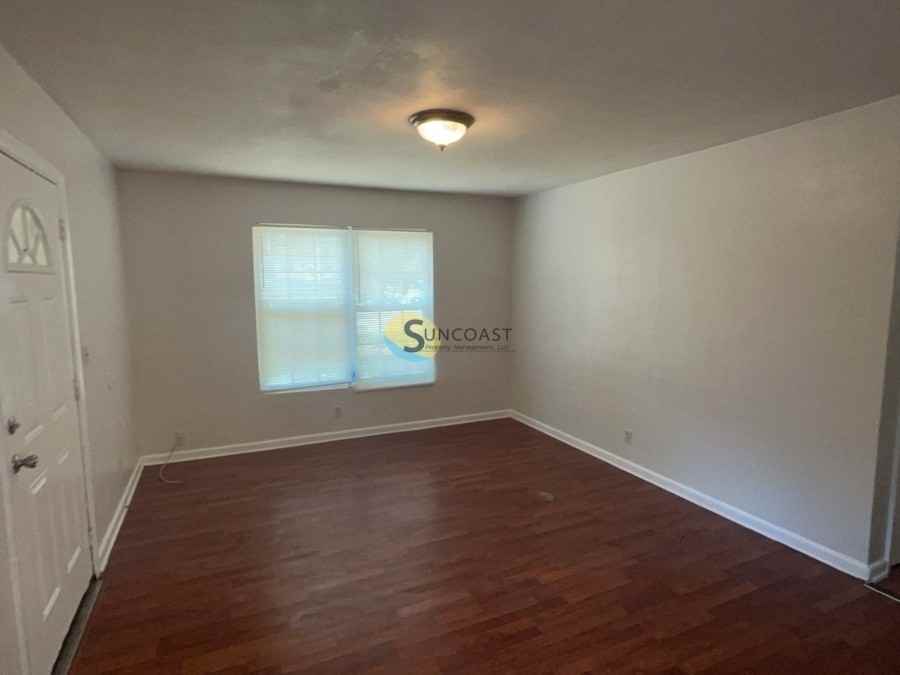 5221 Cleveland Rd - Photo 5 of 20