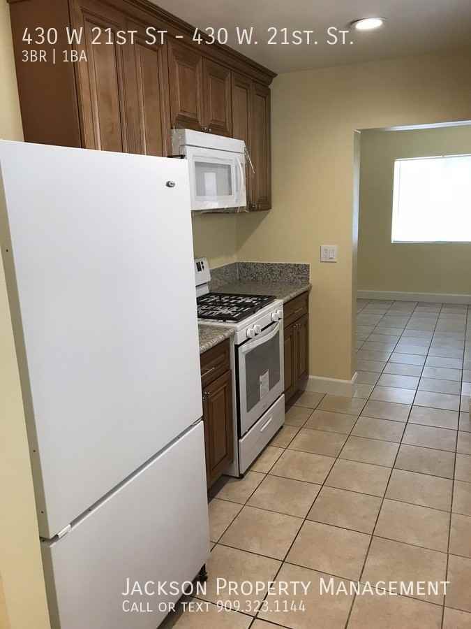 430 W 21st St #430W21stST - Photo 7 of 13