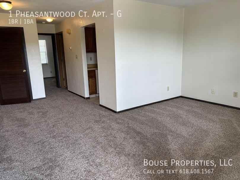 1 Pheasantwood Dr #G - Photo 3 of 4