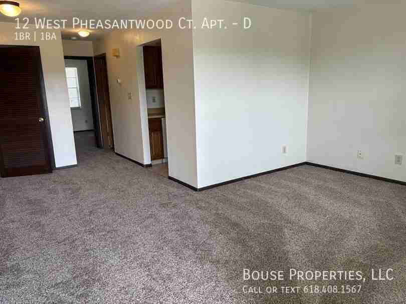 12 Pheasantwood Dr #D - Photo 5 of 5