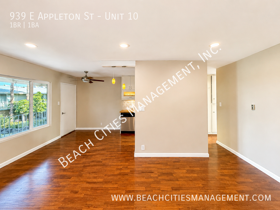 939 E Appleton St #10 - Photo 5 of 17