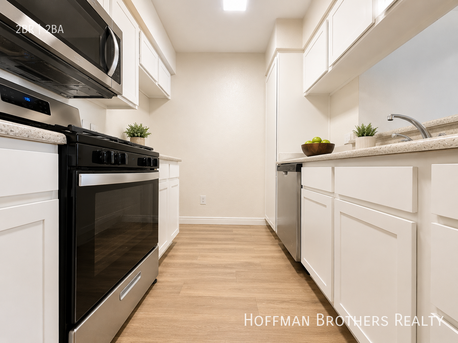 10346 Commerce Ave #6 - Photo 2 of 14