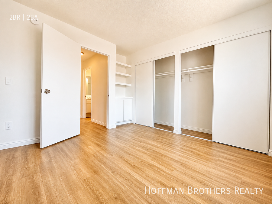 10346 Commerce Ave #6 - Photo 4 of 14