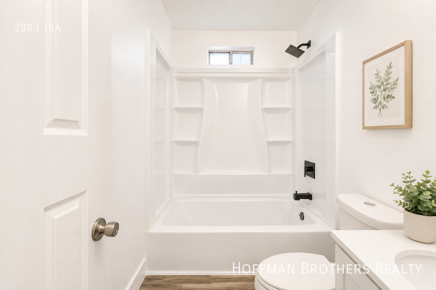 8104 S Main St - Photo 7 of 12