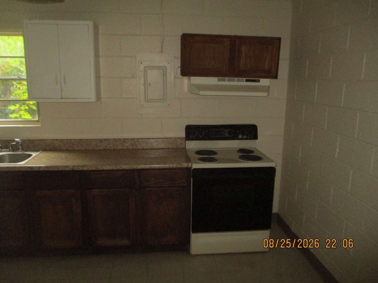 806 Dorsett Ave - Photo 3 of 6