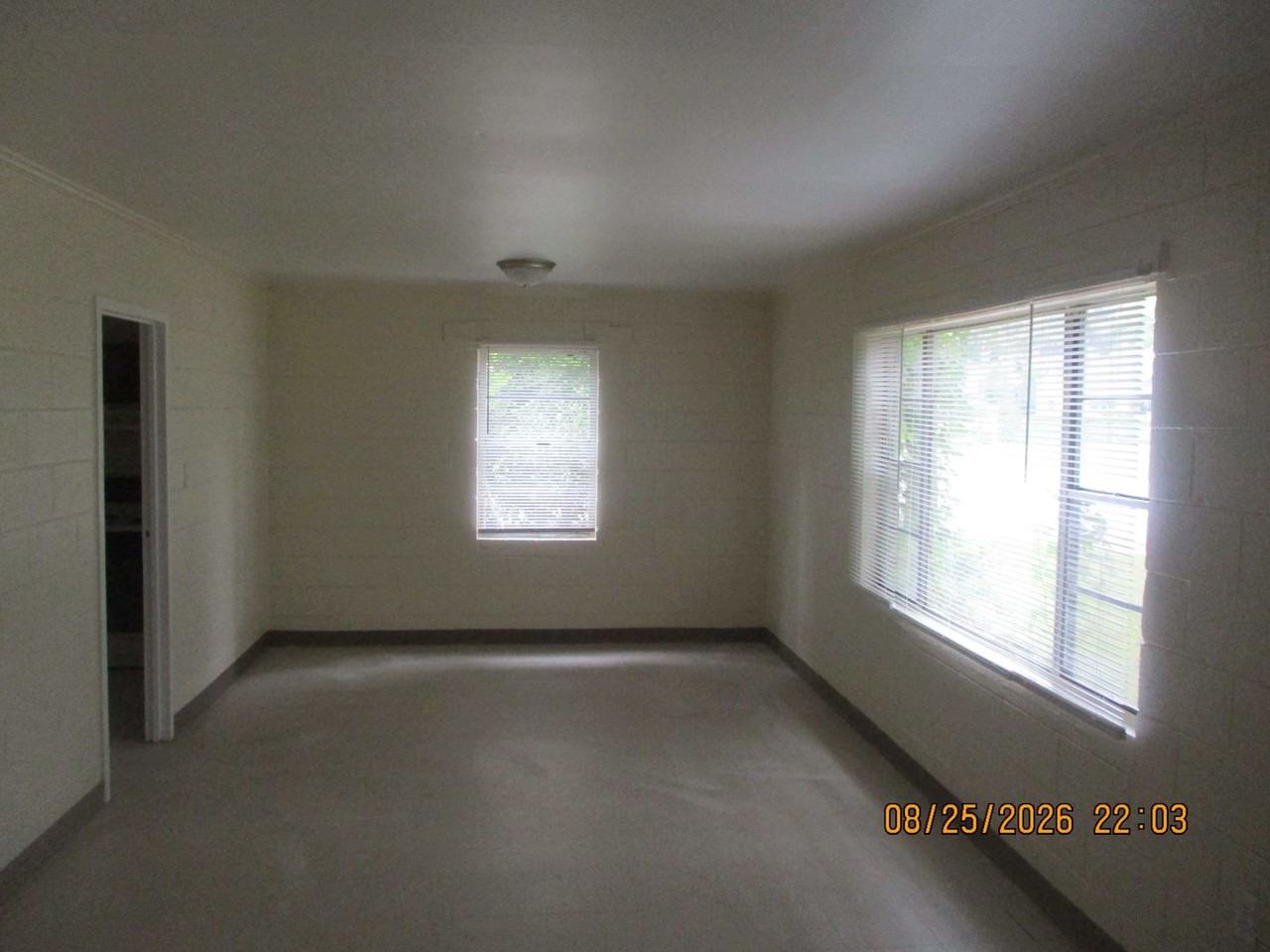 806 Dorsett Ave - Photo 6 of 6