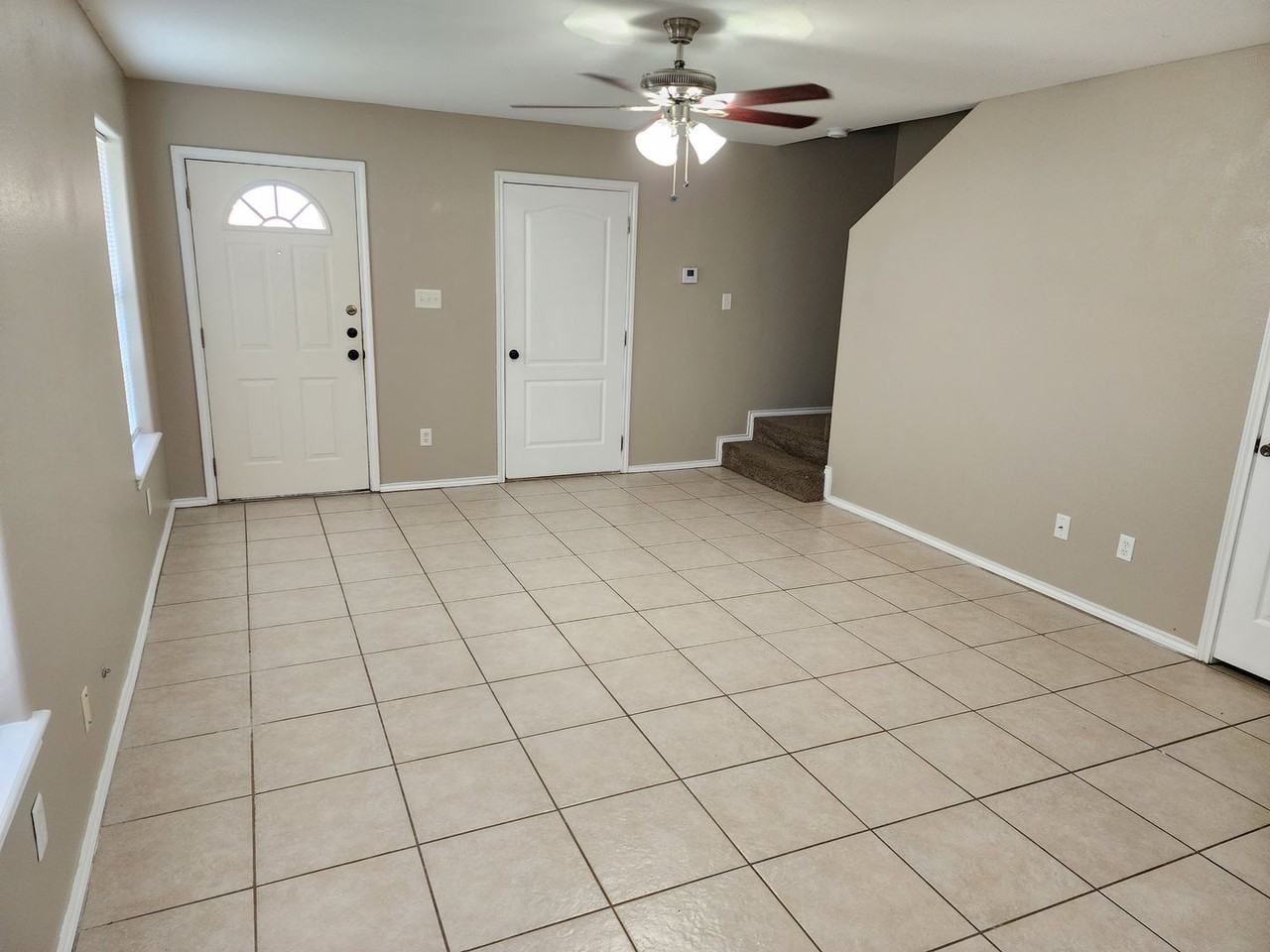 22938 Monte Cristo Ct - Photo 2 of 15