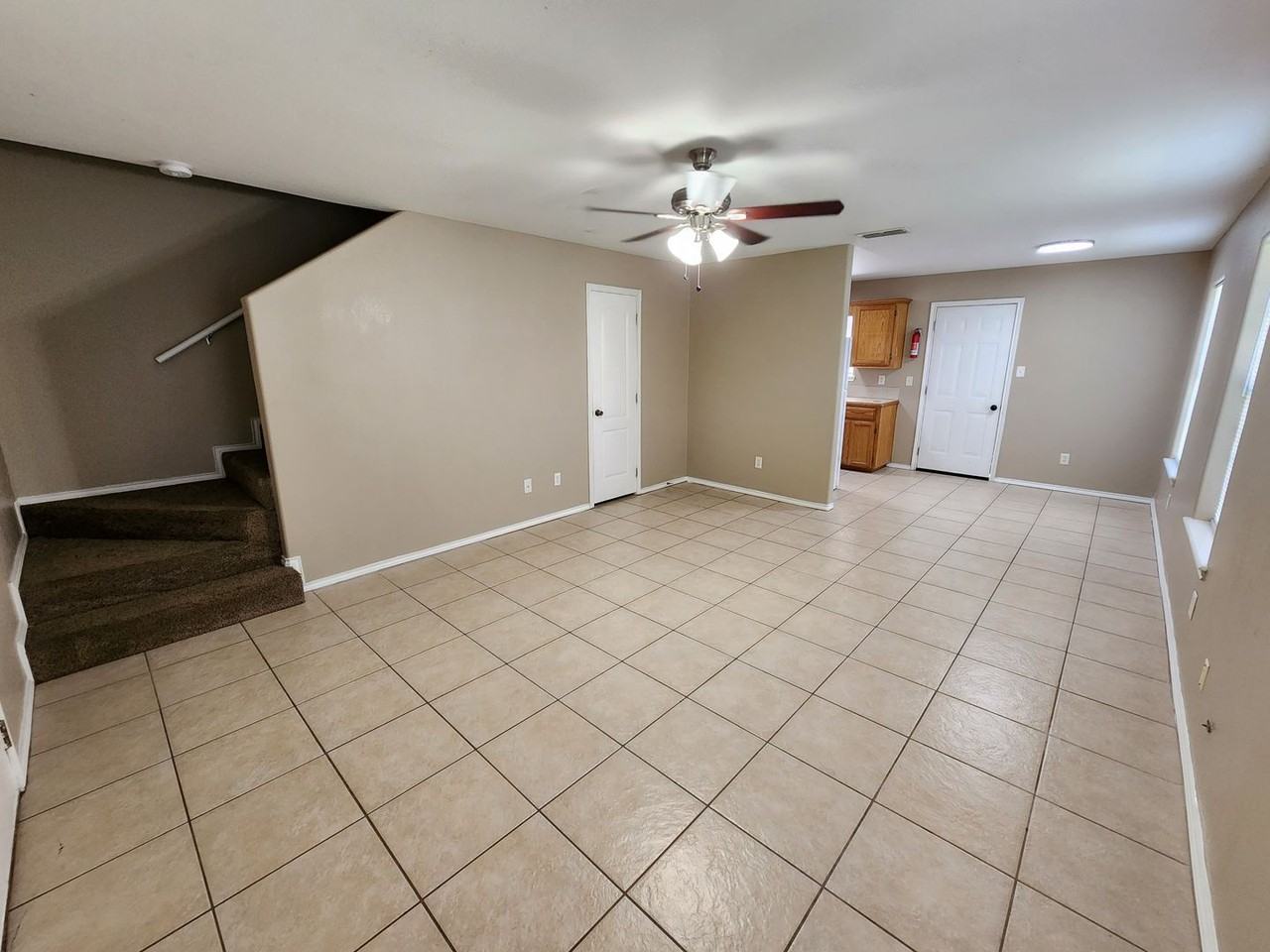 22938 Monte Cristo Ct - Photo 3 of 15