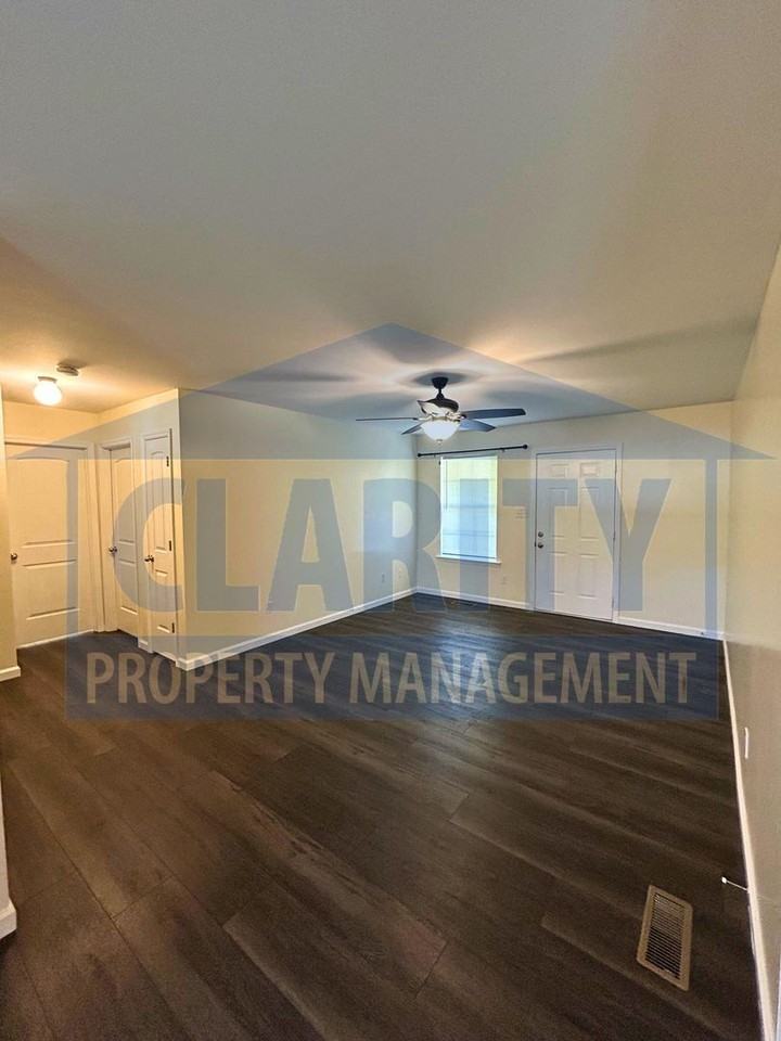 1006 Whisperwood Trl Ne - Photo 6 of 17