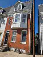 featured image of 410 S Pershing Ave