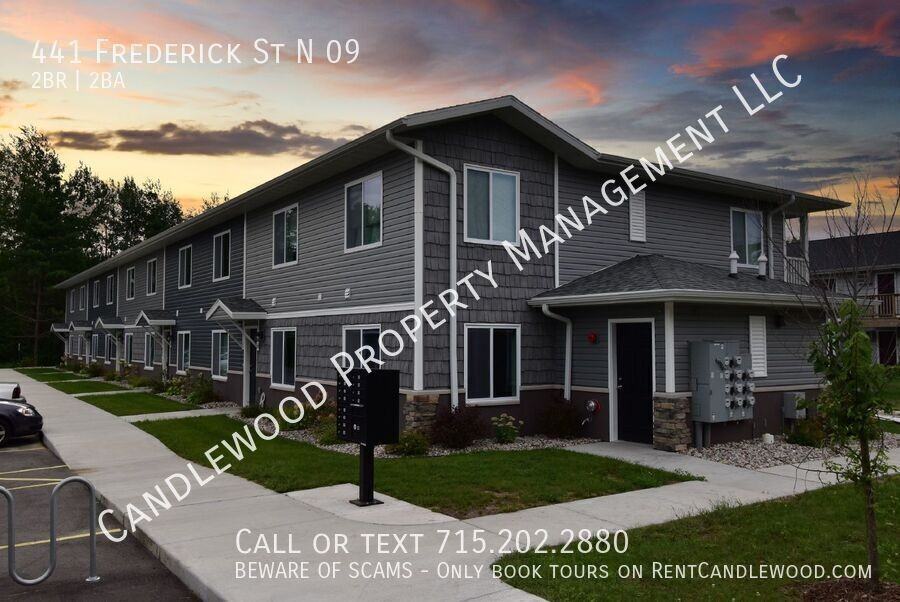 441 Frederick St N - Photo 3 of 42