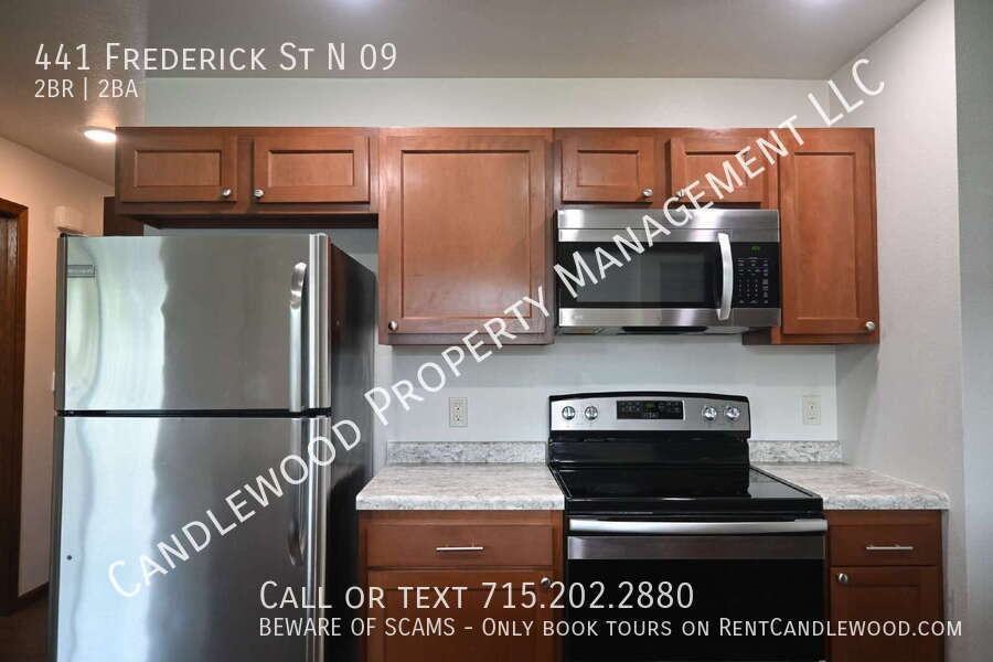 441 Frederick St N - Photo 7 of 42