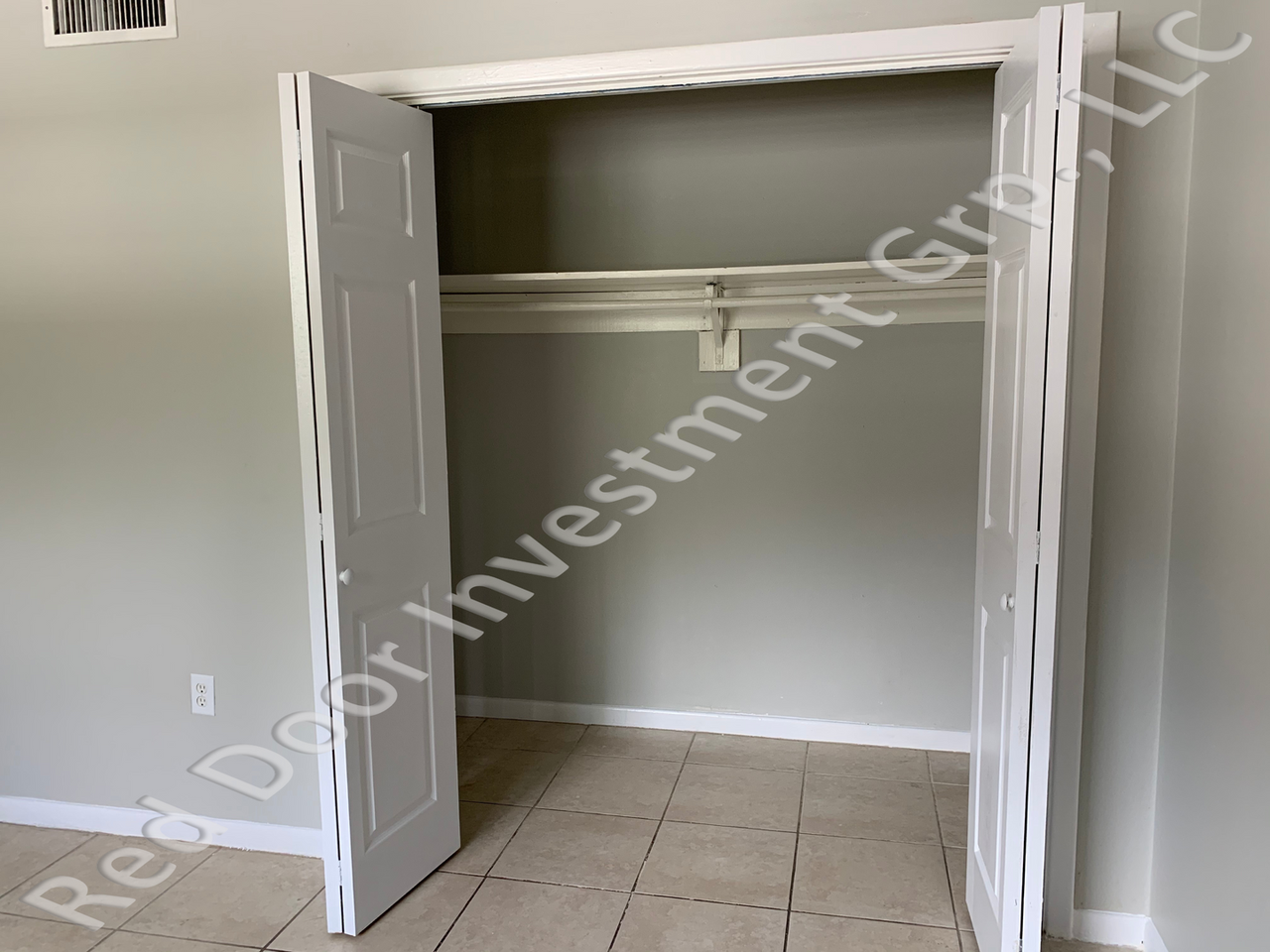 706 W Dixie Ave - Photo 7 of 10