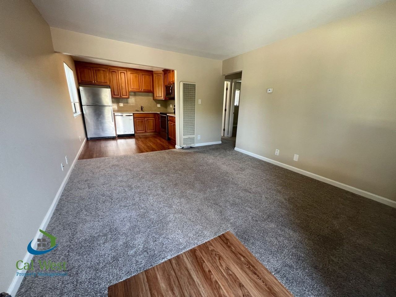 428 S 11th St #11 - Photo 4 of 18
