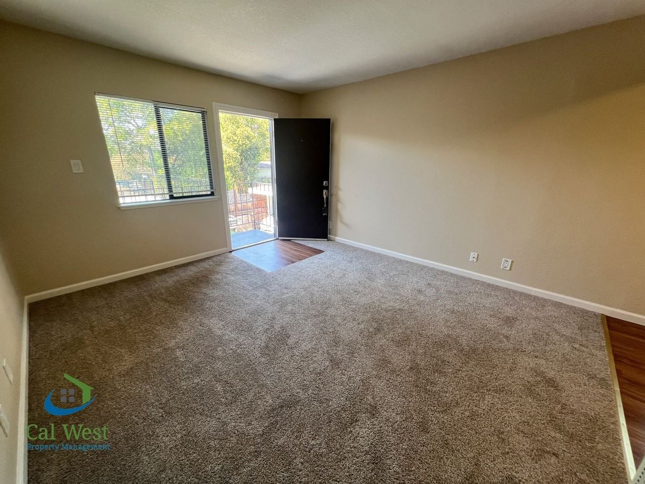 428 S 11th St #11 - Photo 6 of 18