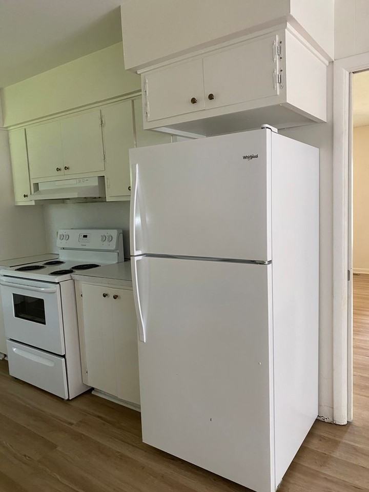 2144 E Monroe St - Photo 4 of 15