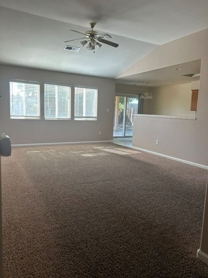 6313 Arciero St - Photo 3 of 9