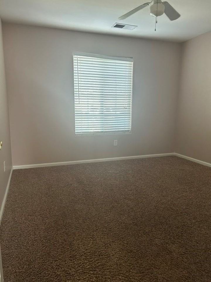 6313 Arciero St - Photo 6 of 9