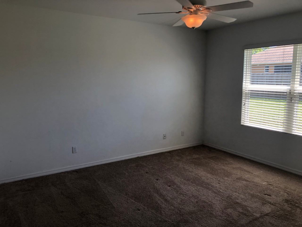 1708 Sw 1st Ave - Photo 2 of 10