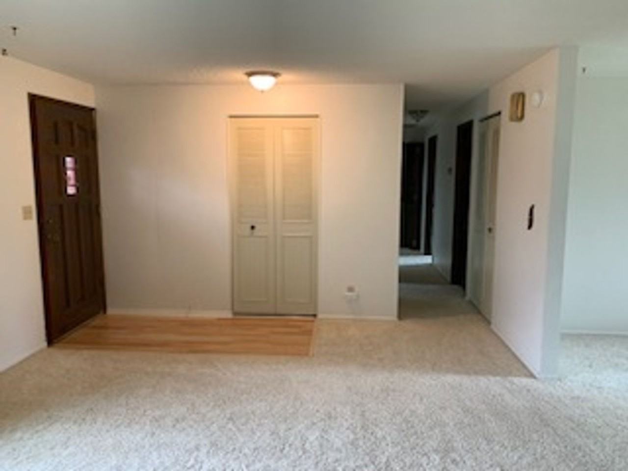 3045 W Shasta Ave - Photo 5 of 21