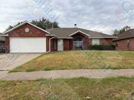 featured image of 1720 Briarcreek