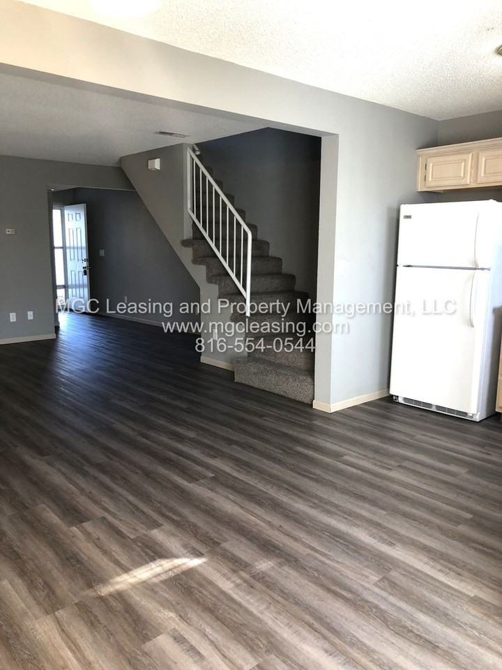 918 Garden Dr - Photo 3 of 16