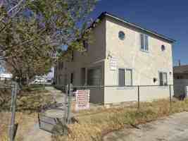 featured image of 2634 Desert St #2632