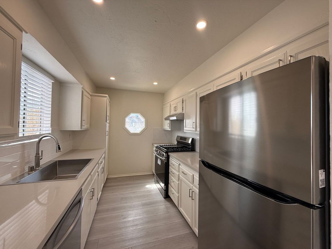 2634 Desert St #2632 - Photo 3 of 12